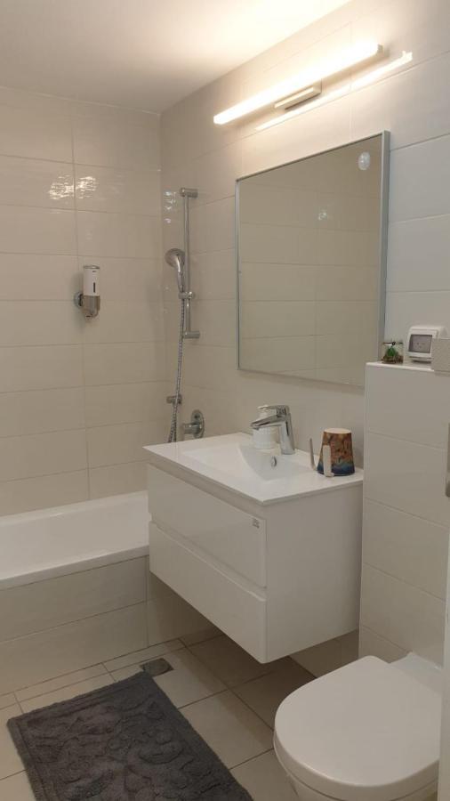 Appartment City Center - J Tower เยรูซาเลม ภายนอก รูปภาพ